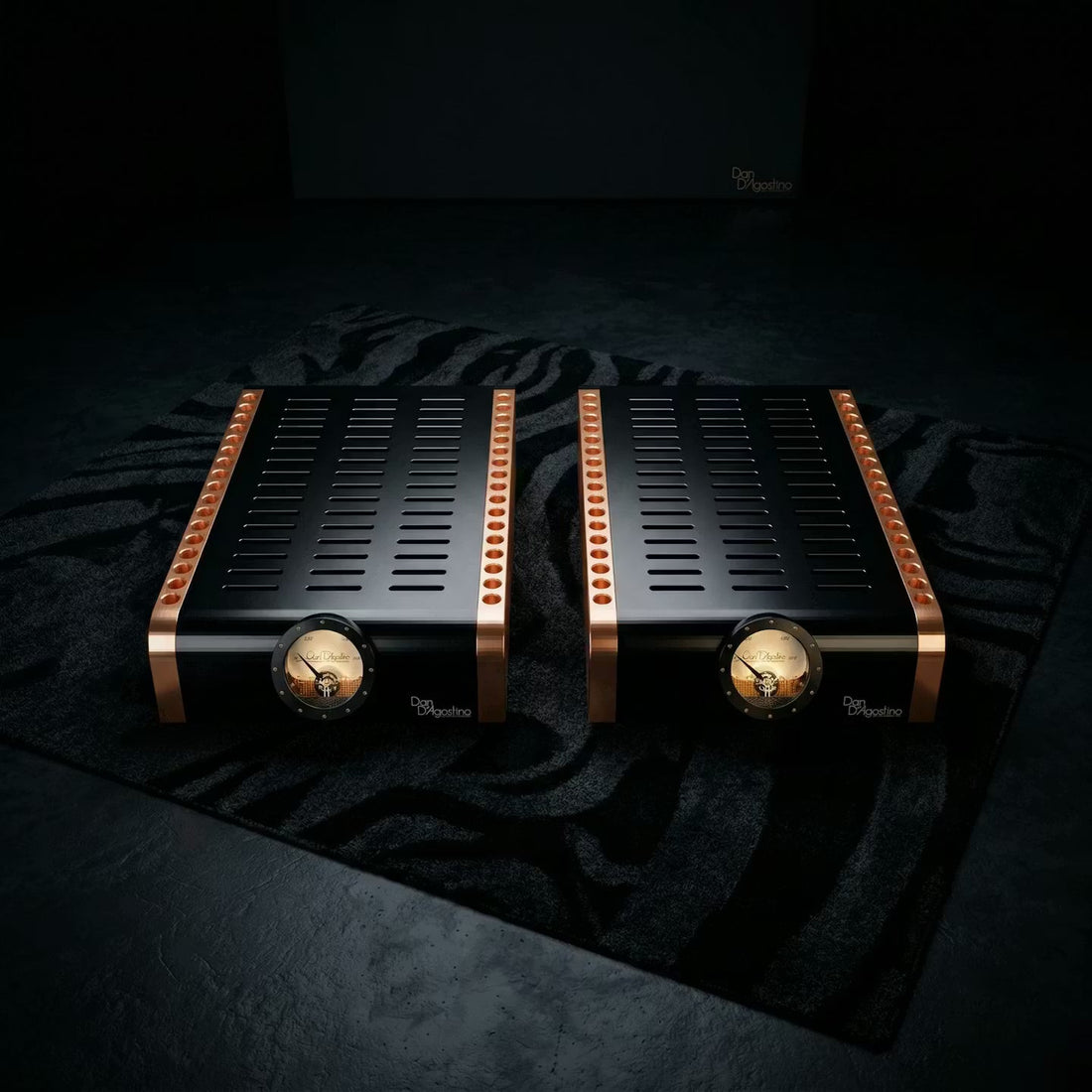 Monos Dan D'Agostino Momentum M400